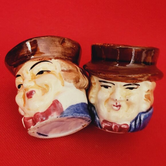 Vintage Small Toby Mugs with Brown Bowler Hat Set of 2 - Picture 8 of 11